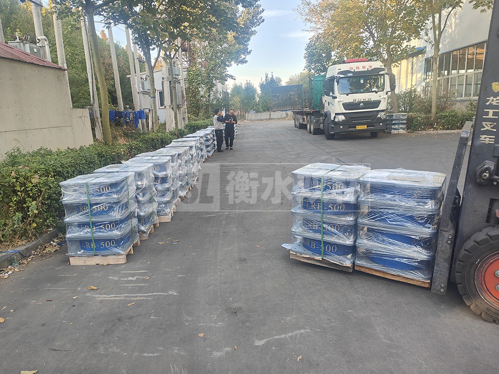 LRB500隔震支座廠家 水平力分散力型橡膠隔震支座生產(chǎn)廠家 高阻尼減隔震支座生產(chǎn)廠家