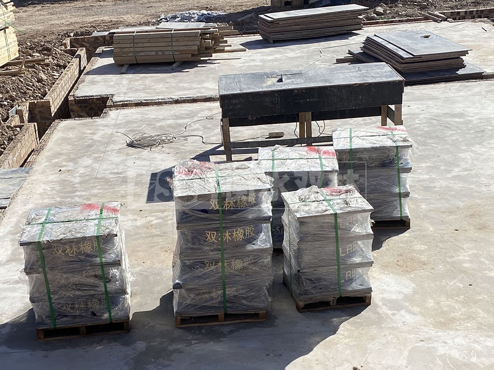 矩形鉛芯隔震支座