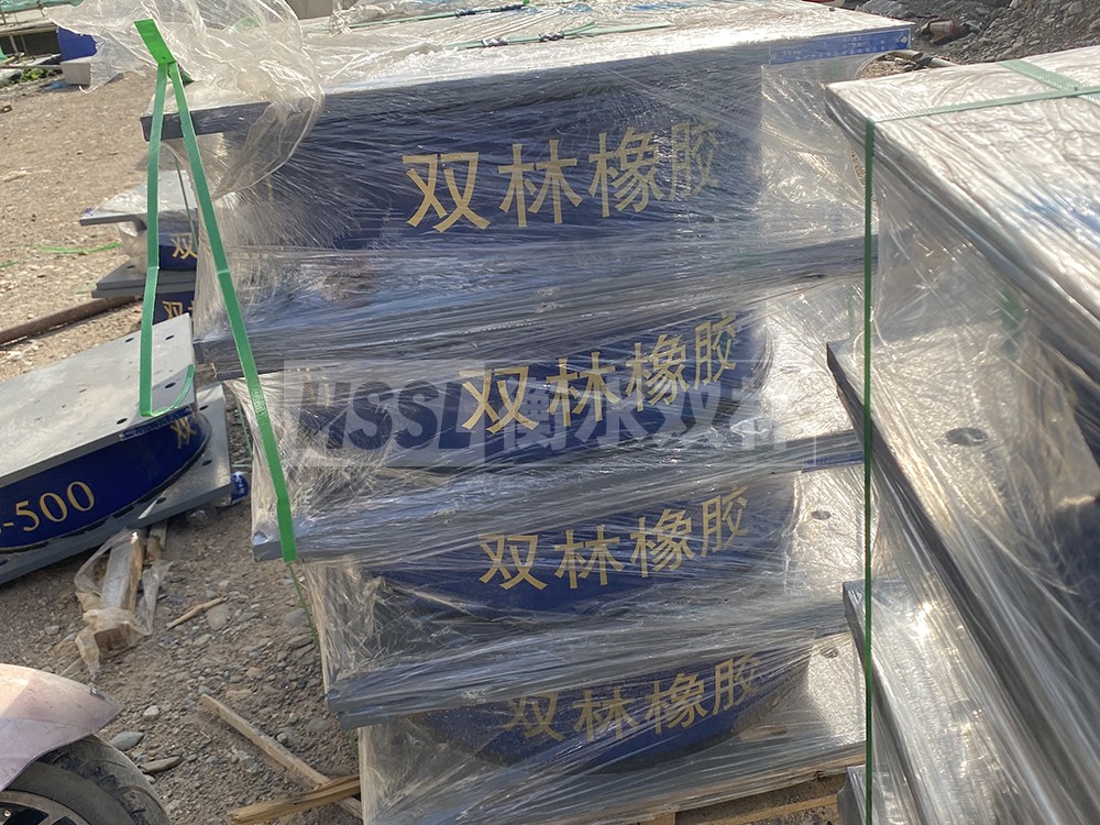 建筑工程疊層橡膠隔震支座廠家 房屋建筑抗震支座 J4Q鉛芯隔震支座廠家